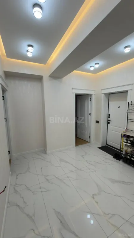 Satılır 3 otaqlı mənzil 105 m²