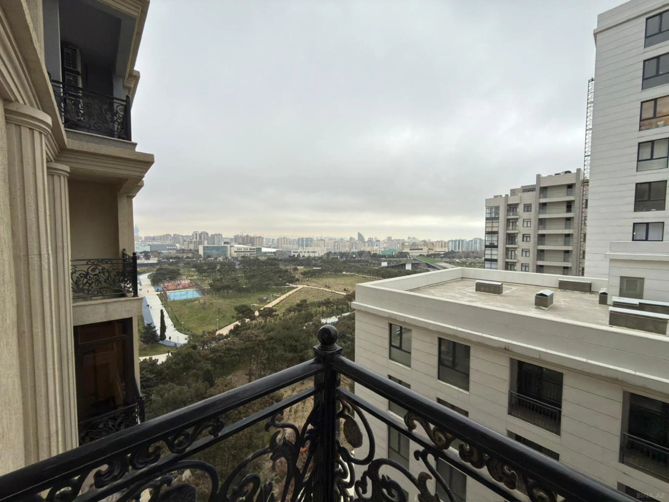 Kirayə verilir 3 otaqlı mənzil 120 m²