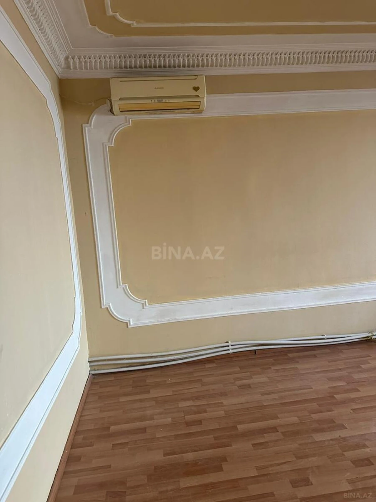 Kirayə verilir 2 otaqlı mənzil 55 m²