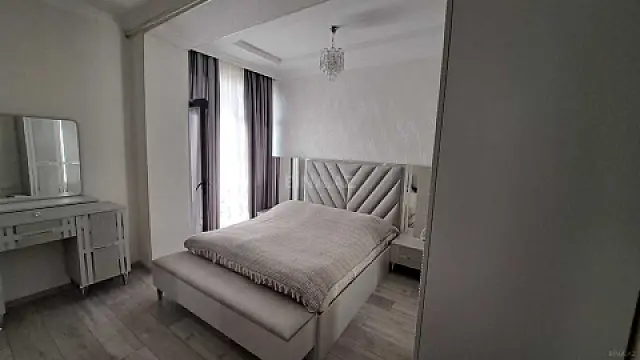 Satılır 3 otaqlı mənzil 73 m²