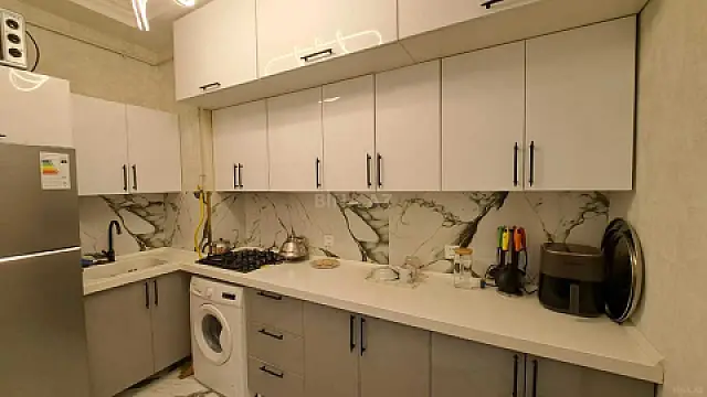 Satılır 3 otaqlı mənzil 73 m²