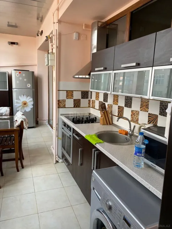Kirayə verilir 3 otaqlı mənzil 75 m²