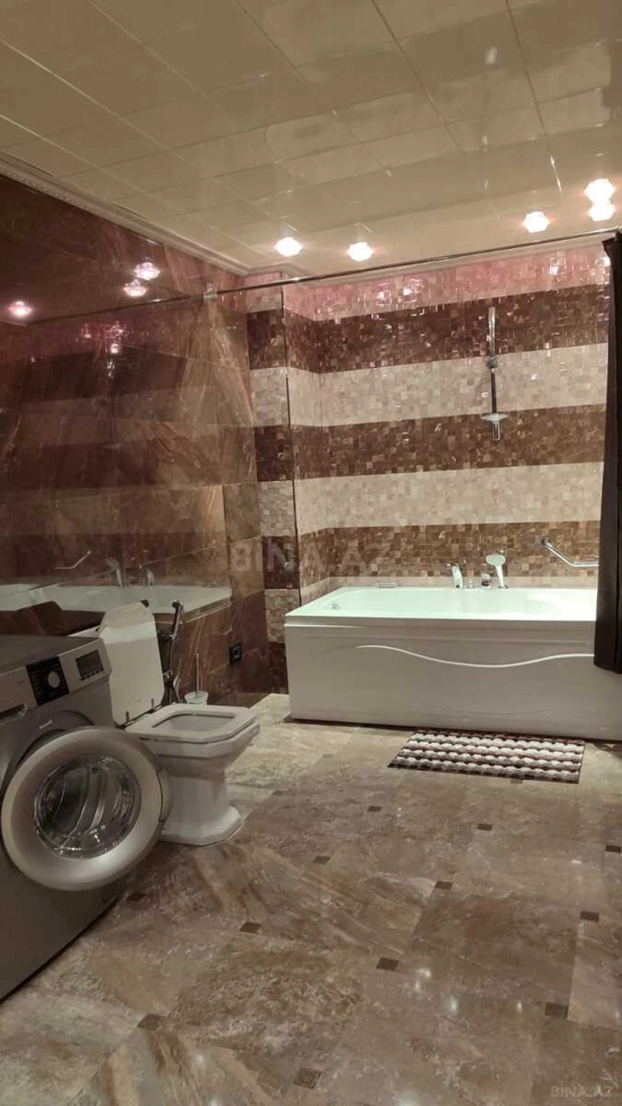 Kirayə verilir 2 otaqlı mənzil 110 m²