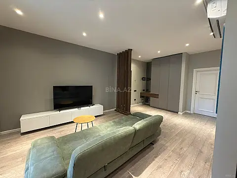 Satılır 3 otaqlı mənzil 104 m²