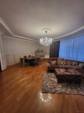 Satılır 4 otaqlı mənzil 200 m² — Bakı, Bülbülə 4 otaq 200.00 m²