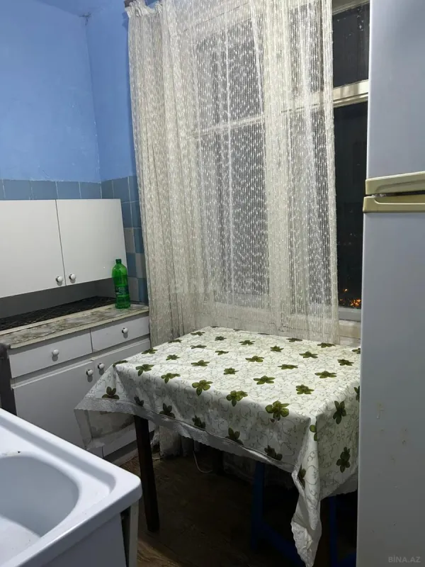 Kirayə verilir 2 otaqlı mənzil 42 m²