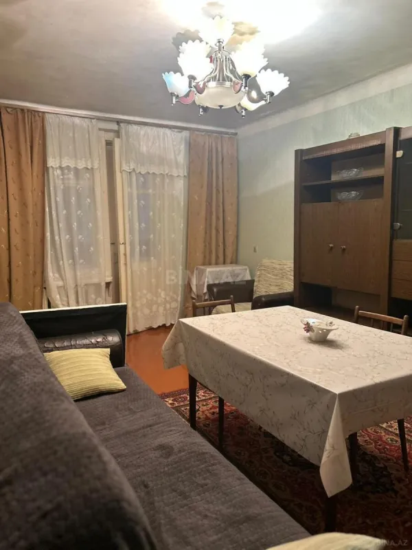Kirayə verilir 2 otaqlı mənzil 42 m²