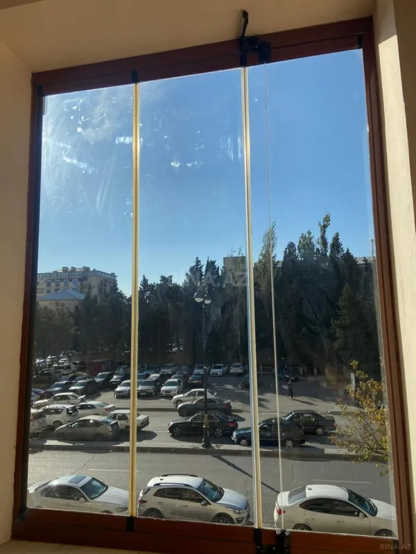 Kirayə verilir 2 otaqlı mənzil 80 m²