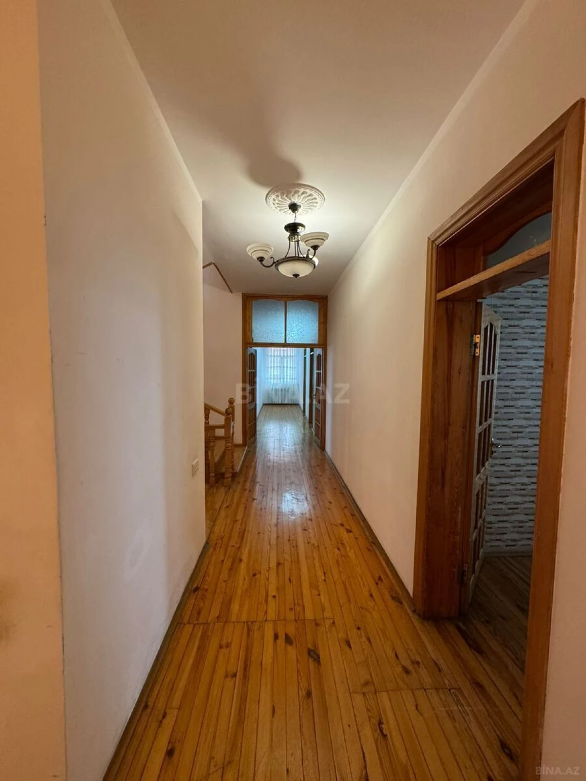 Satılır 11 otaqlı həyət evi 320 m²
