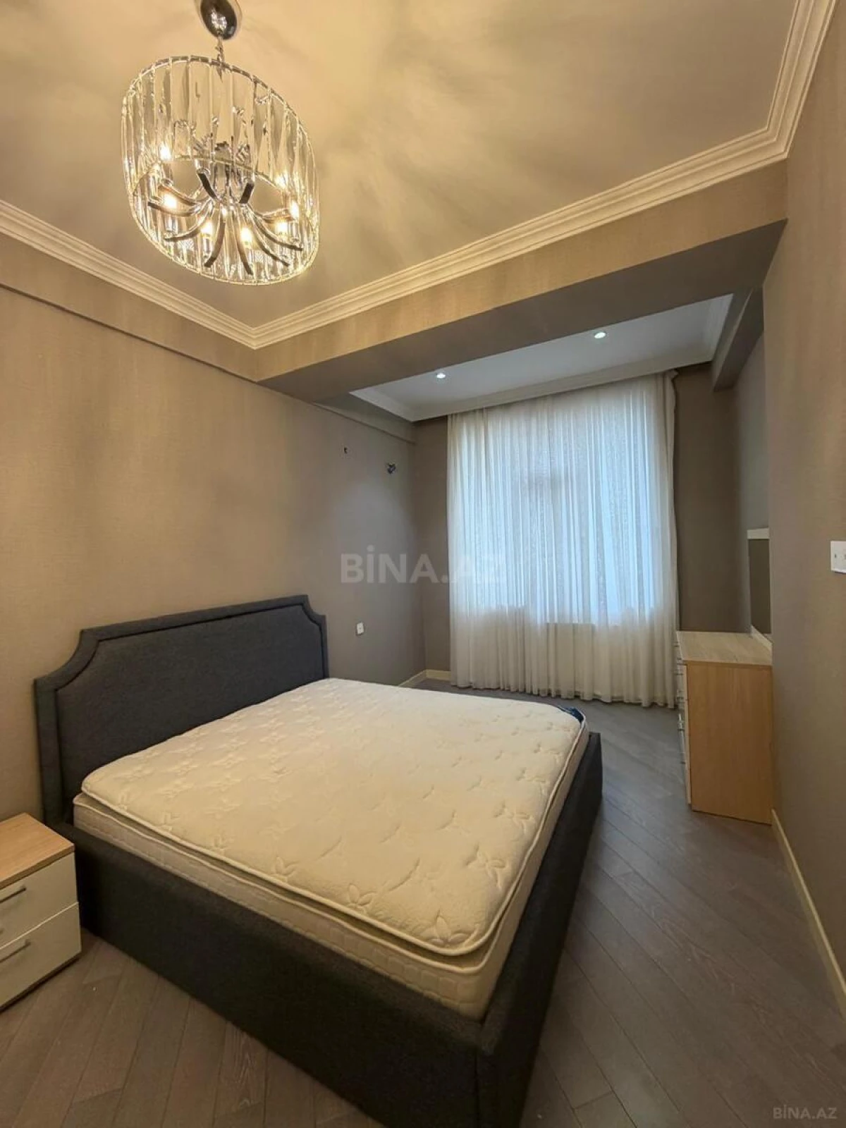 Kirayə verilir 3 otaqlı mənzil 120 m²
