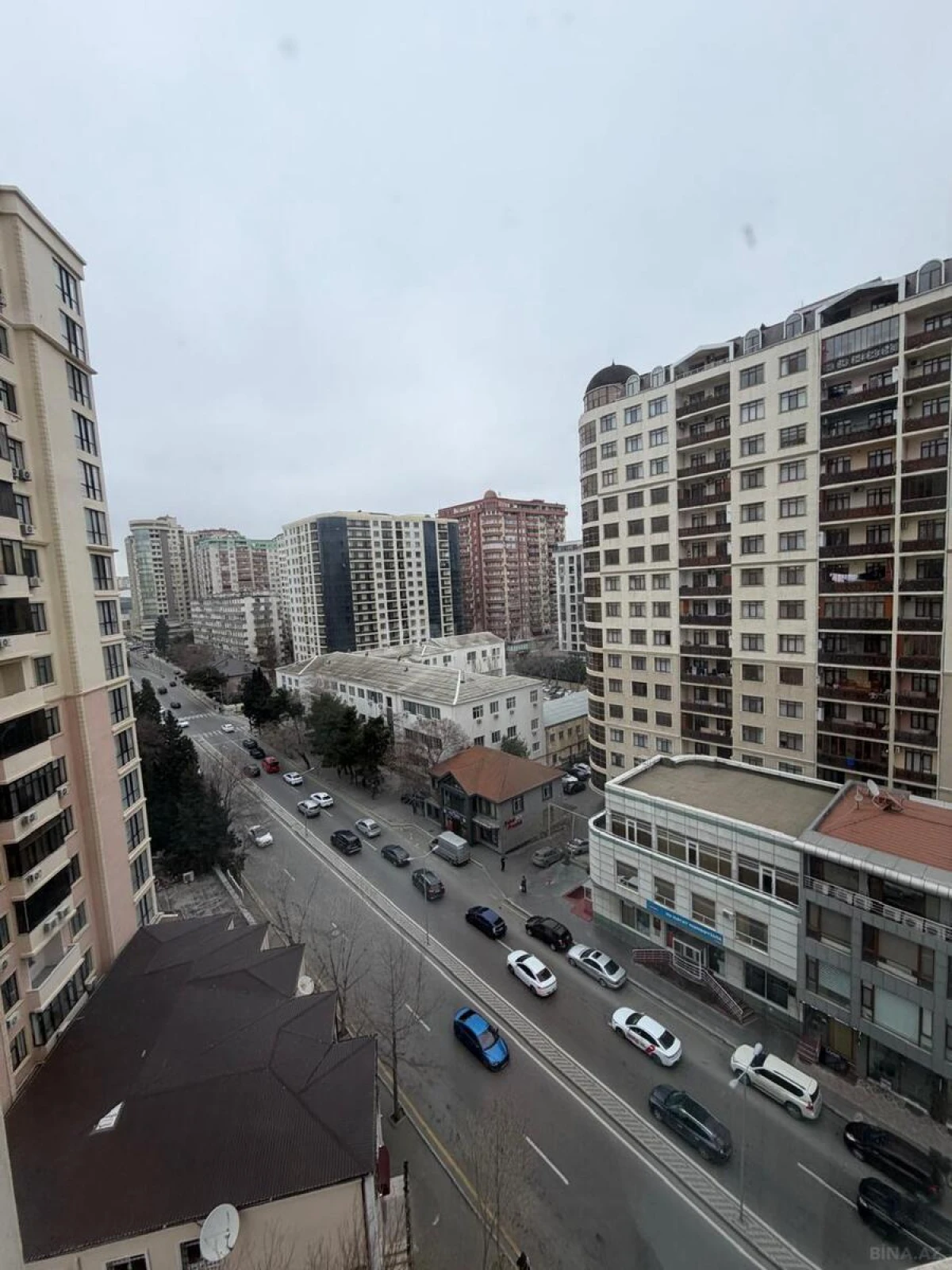 Kirayə verilir 3 otaqlı mənzil 120 m²