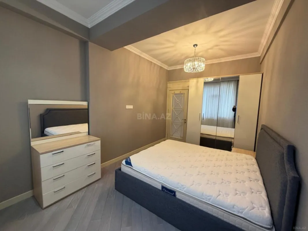Kirayə verilir 3 otaqlı mənzil 120 m²