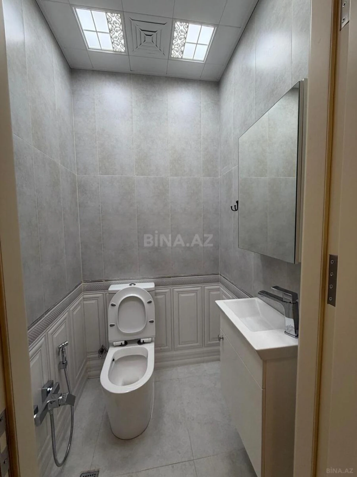 Kirayə verilir 3 otaqlı mənzil 120 m²