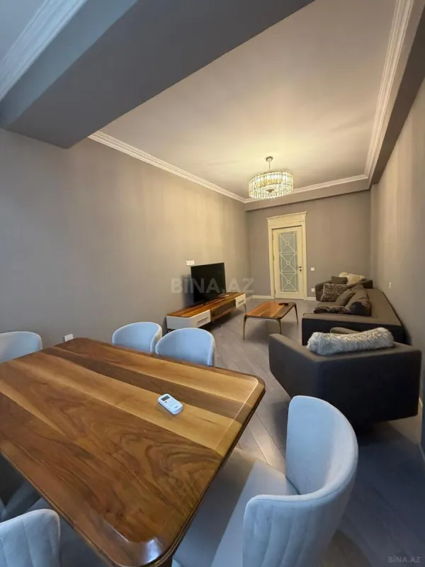 Kirayə verilir 3 otaqlı mənzil 120 m²