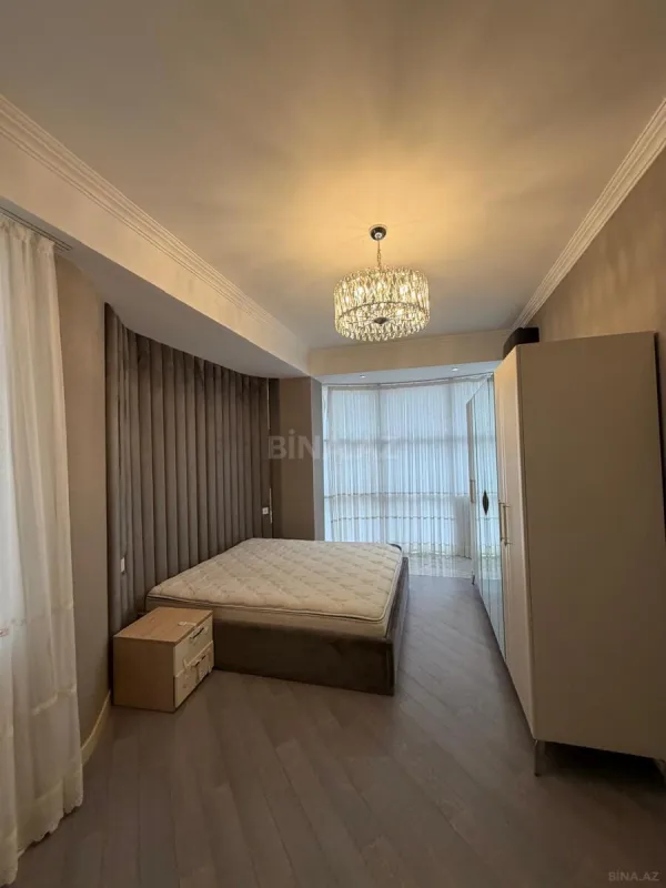Kirayə verilir 3 otaqlı mənzil 120 m²