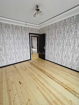 Satılır 5 otaqlı mənzil 120 m²