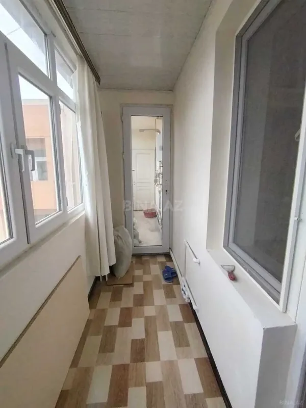 Satılır 5 otaqlı mənzil 120 m²