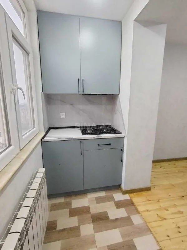 Satılır 5 otaqlı mənzil 120 m²