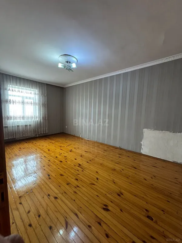 Kirayə verilir 6 otaqlı həyət evi 200 m²