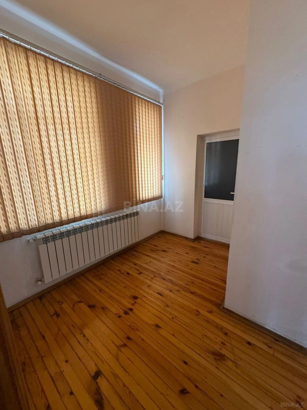 Kirayə verilir 6 otaqlı həyət evi 200 m²