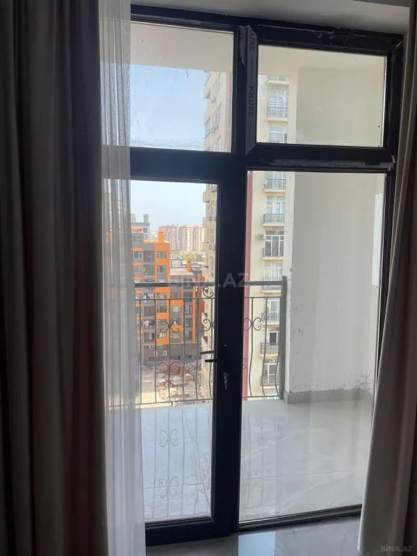 Kirayə verilir 2 otaqlı mənzil 75 m²