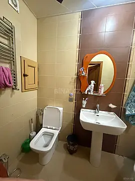 Satılır 2 otaqlı mənzil 88 m²