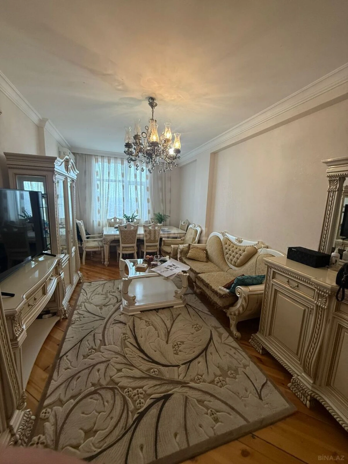 Satılır 2 otaqlı mənzil 88 m²
