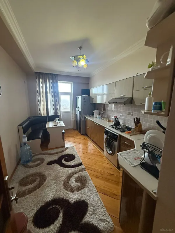 Satılır 2 otaqlı mənzil 88 m²