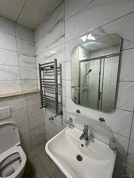 Kirayə verilir 2 otaqlı mənzil 50 m²