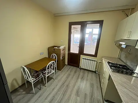 Kirayə verilir 3 otaqlı mənzil 79 m²