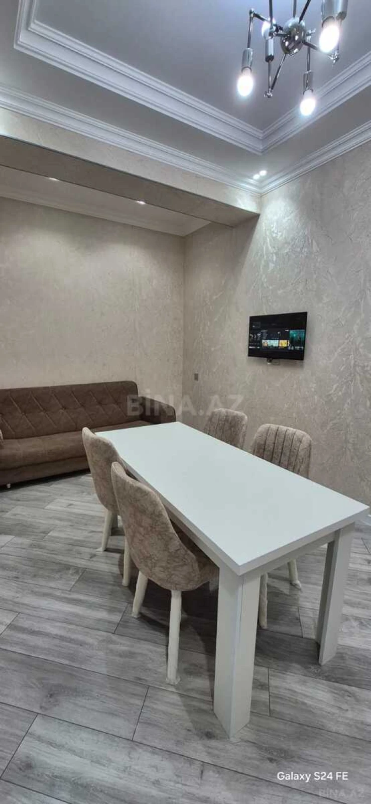 Kirayə verilir 2 otaqlı mənzil 56 m²