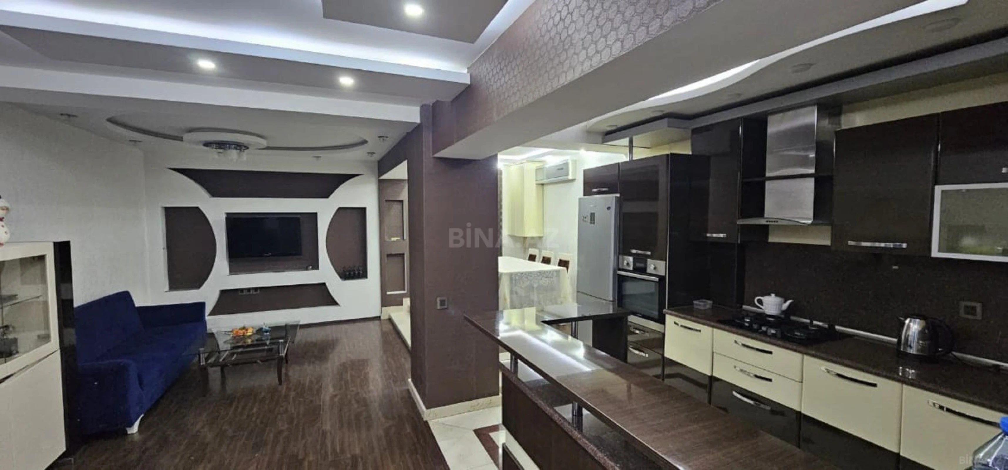 Kirayə verilir 2 otaqlı mənzil 60 m²