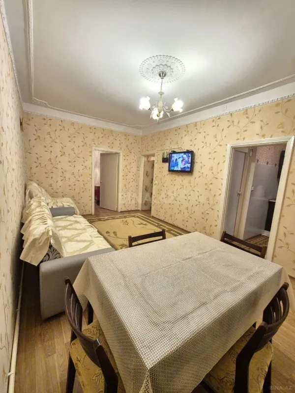 Kirayə verilir 2 otaqlı mənzil 55 m²