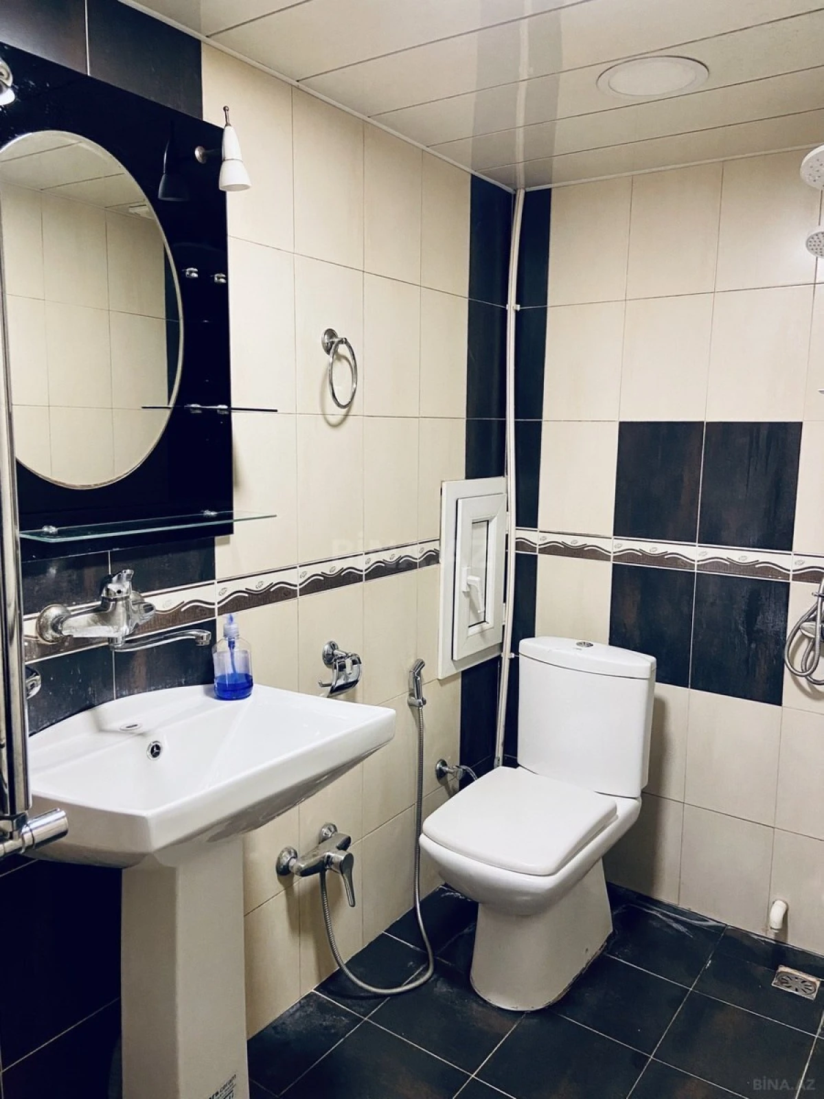 Kirayə verilir 2 otaqlı mənzil 57 m²