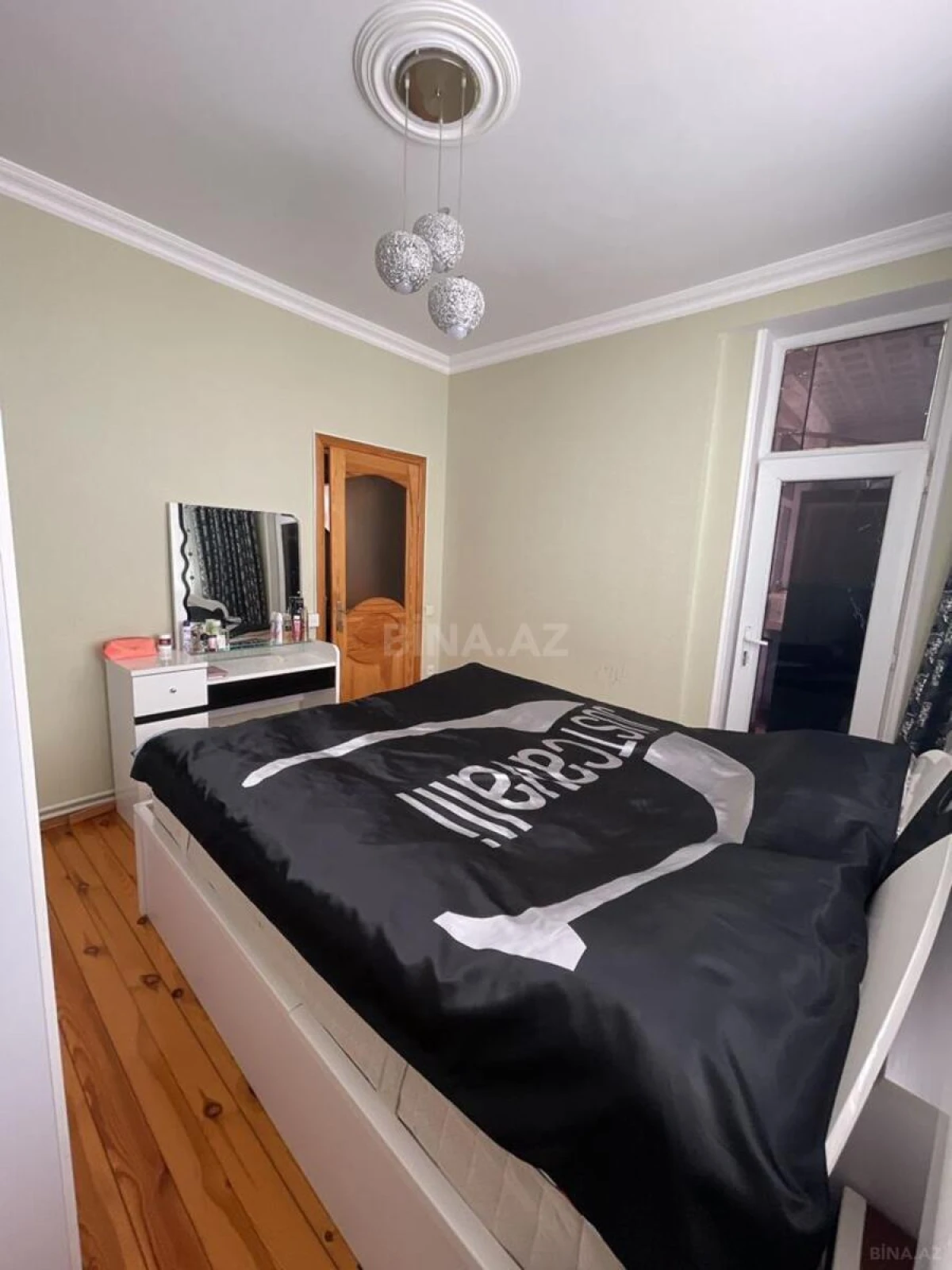 Kirayə verilir 2 otaqlı mənzil 57 m²