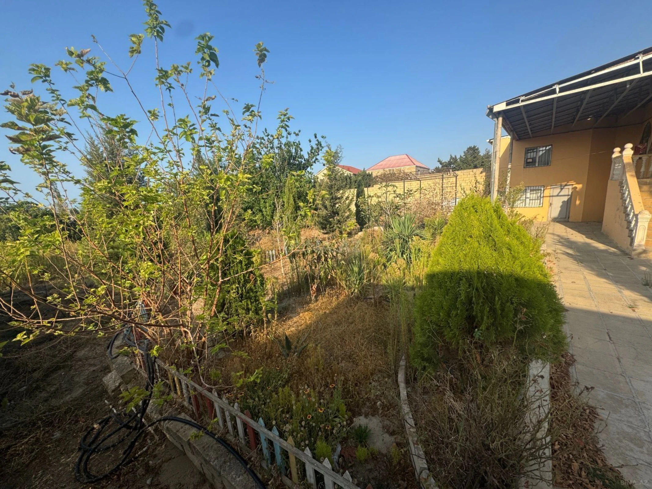 Satılır torpaq sahəsi 10 m²