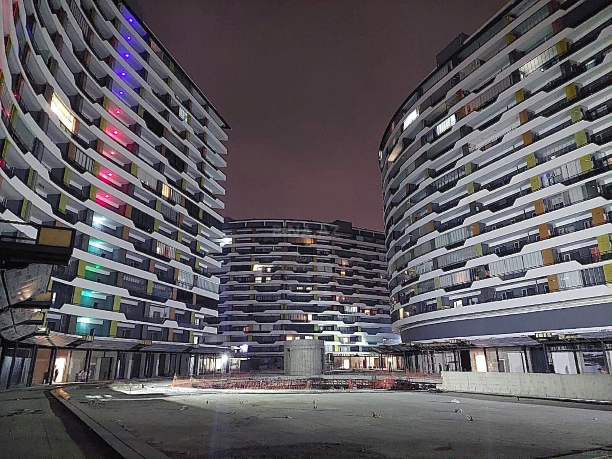 Satılır 3 otaqlı mənzil 66 m²