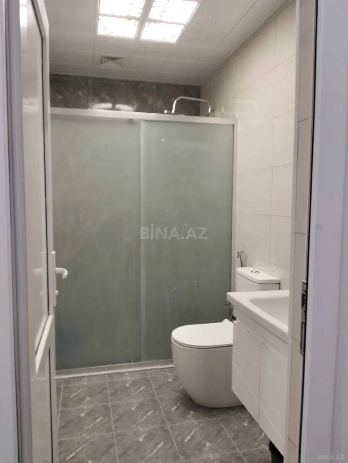 Kirayə verilir 2 otaqlı mənzil 55 m²