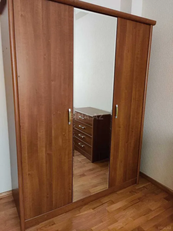Kirayə verilir 3 otaqlı mənzil 150 m²