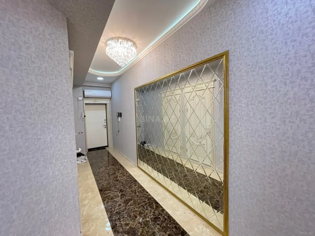 Kirayə verilir 2 otaqlı mənzil 102 m²