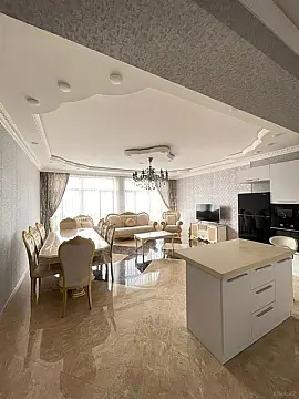 Kirayə verilir 2 otaqlı mənzil 102 m²