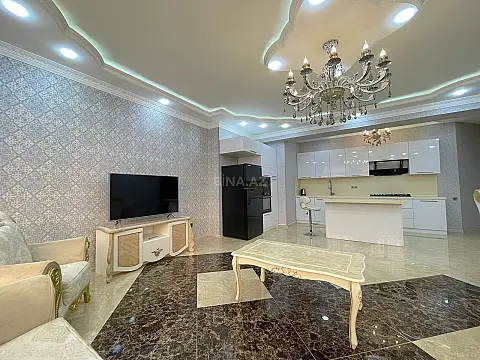 Kirayə verilir 2 otaqlı mənzil 102 m²
