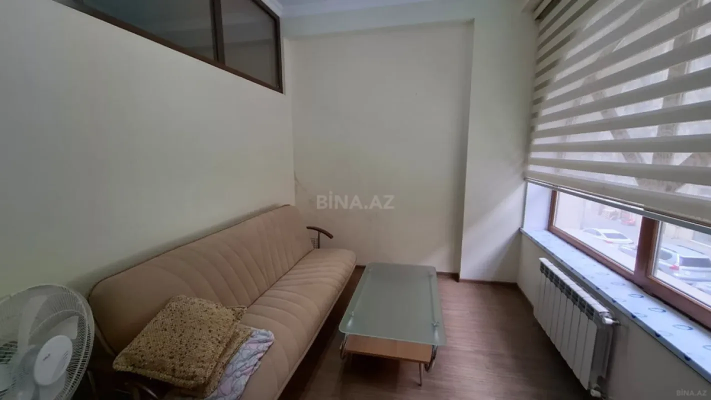 Kirayə verilir 3 otaqlı ofis 110 m²