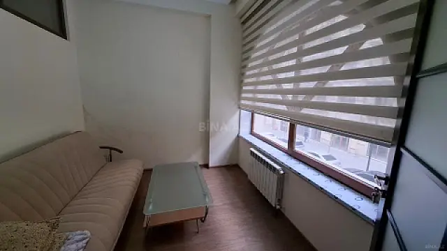 Kirayə verilir 3 otaqlı ofis 110 m²