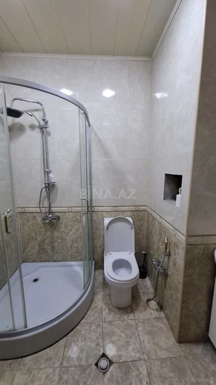 Kirayə verilir 3 otaqlı ofis 110 m²