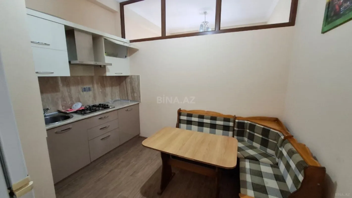 Kirayə verilir 3 otaqlı ofis 110 m²