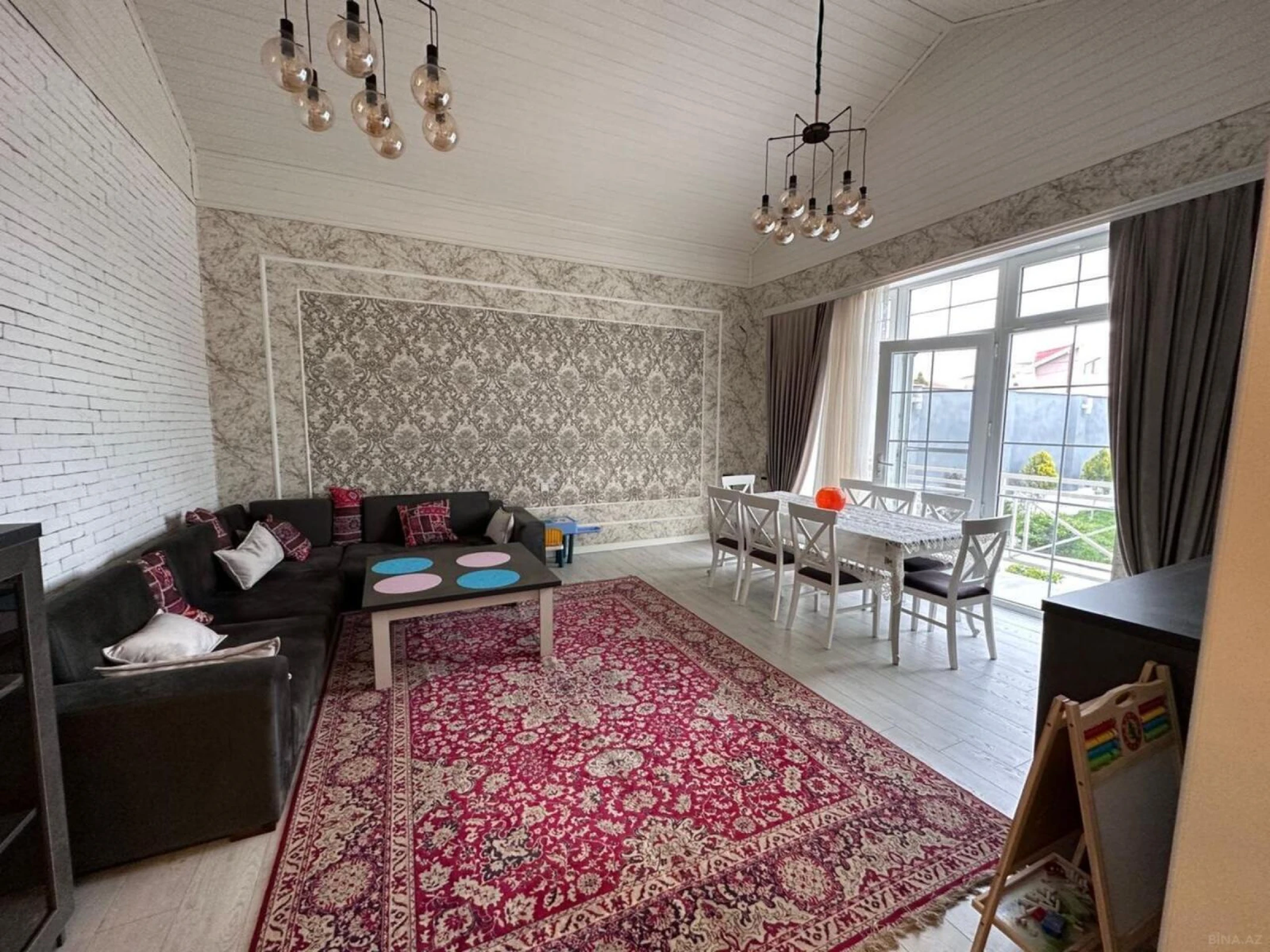 Kirayə verilir 4 otaqlı həyət evi 200 m²