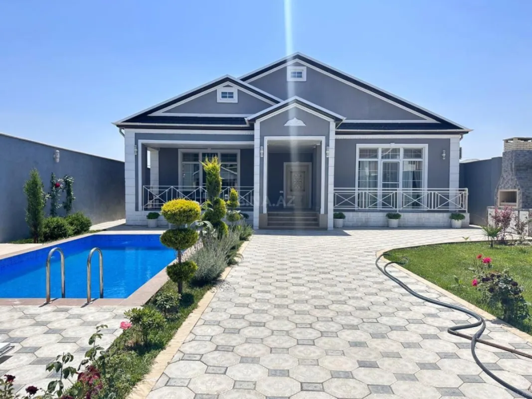 Kirayə verilir 4 otaqlı həyət evi 200 m²