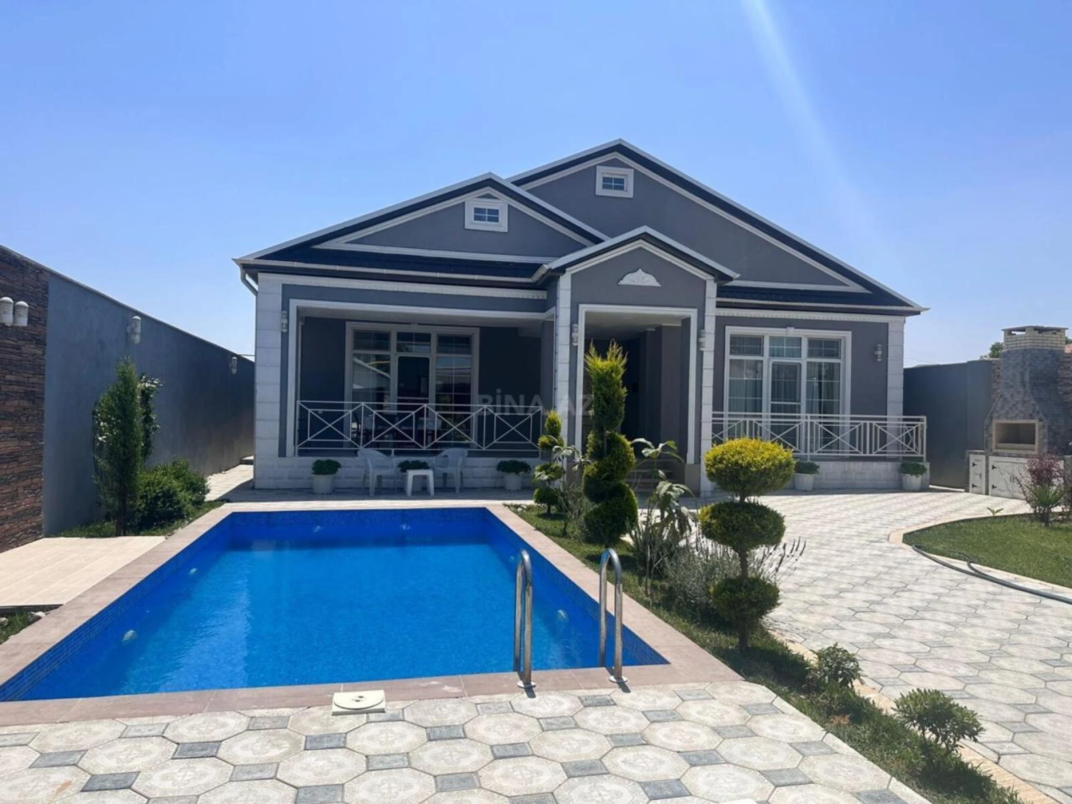 Kirayə verilir 4 otaqlı həyət evi 200 m²