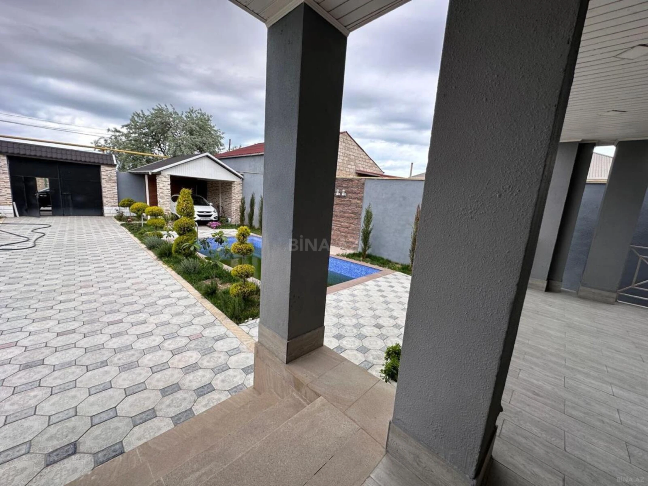 Kirayə verilir 4 otaqlı həyət evi 200 m²